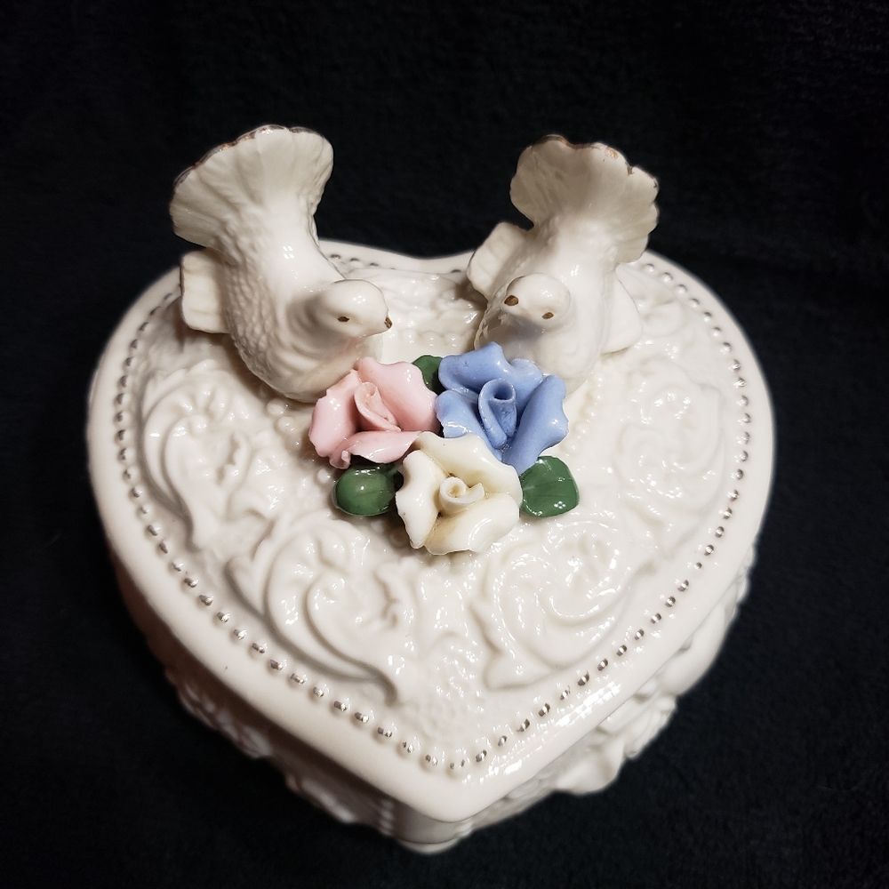 Love Birds Ceramic Tinker Box